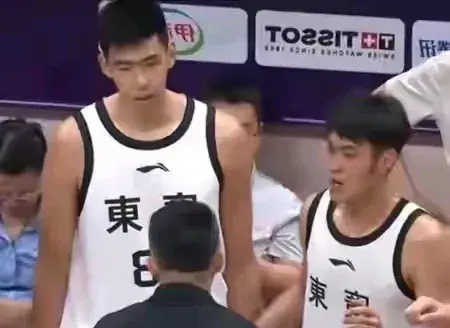 任主教练一