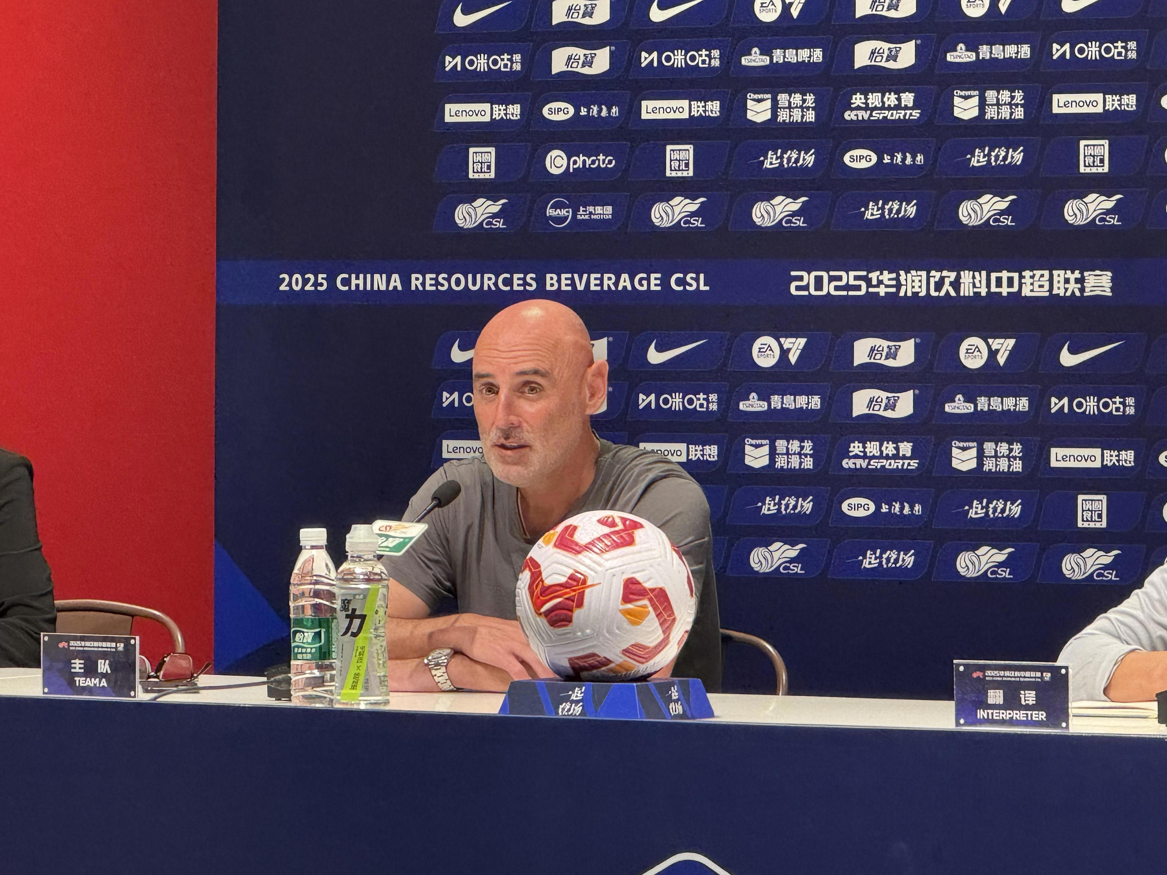 练谢场的时, div