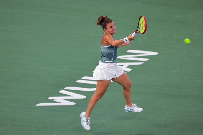 比赛回顾, 鲍里妮连破, ue